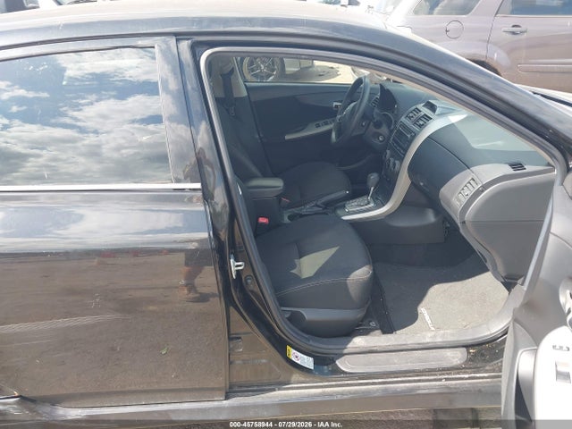 2012 Toyota COROLLA S 照片 5