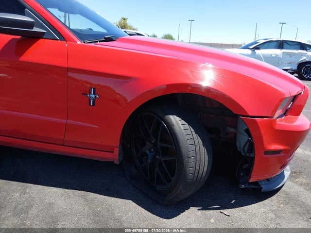 صورة 6 لـ 2013 FORD MUSTANG V6