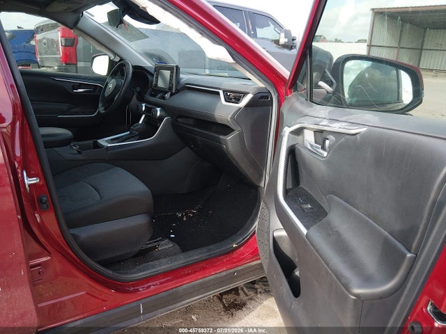 2022 TOYOTA RAV4 XLE 5