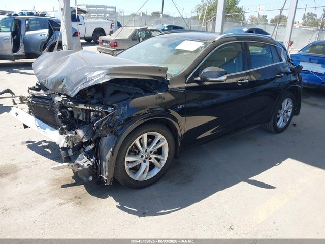 2018 INFINITI QX30 PREMIUM 2