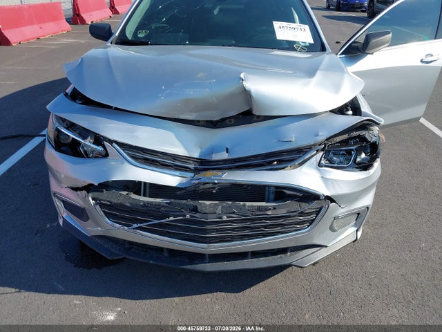 2017 Chevrolet MALIBU LS photo 6