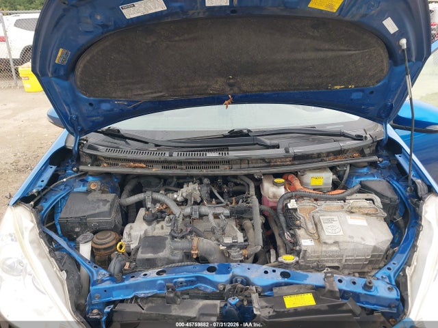 2014 Toyota PRIUS C TWO 照片 10