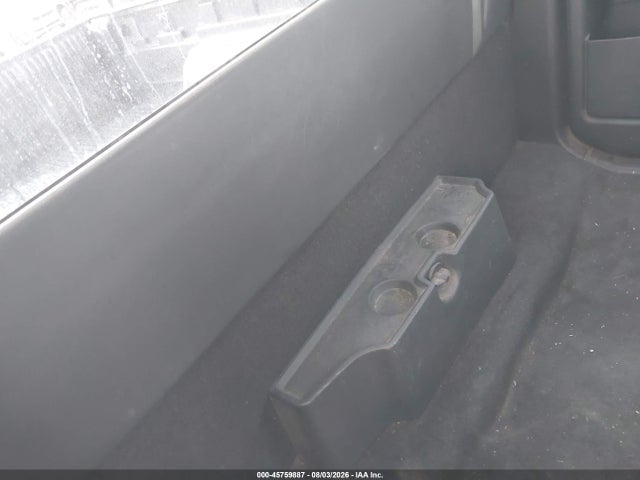 2001 Chevrolet S-10 LS photo 8