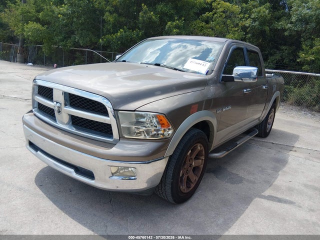 2010 Dodge RAM 1500 LARAMIE — фото 2