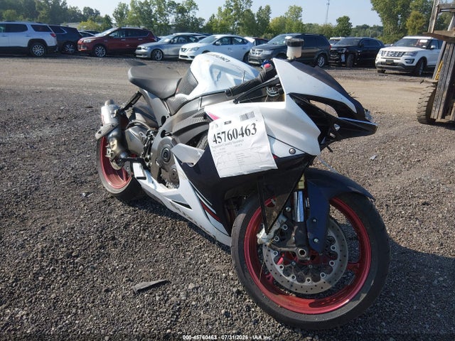 2025 SUZUKI GSX 