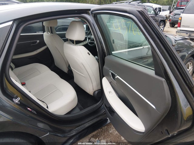 صورة 8 لـ 2023 Hyundai SONATA SEL