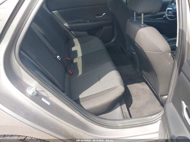 2023 HYUNDAI ELANTRA SE 8