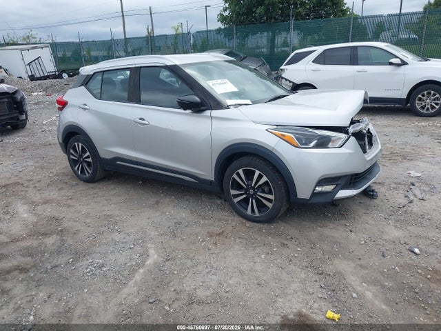2018 NISSAN KICKS SR