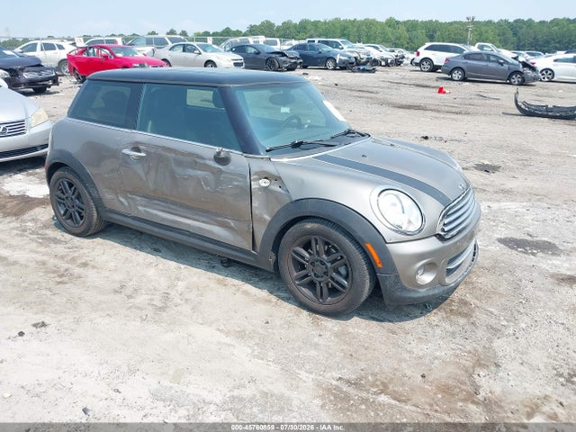 2012 MINI COOPER 