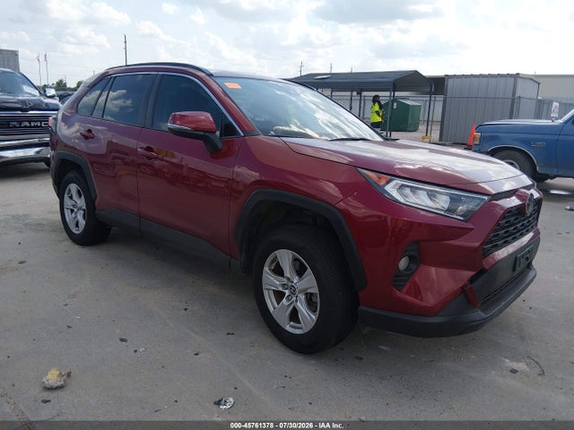 2019 TOYOTA RAV4 XLE