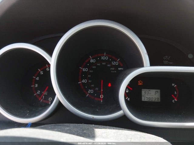 صورة 7 لـ 2009 Toyota MATRIX