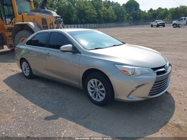 2016 TOYOTA CAMRY LE