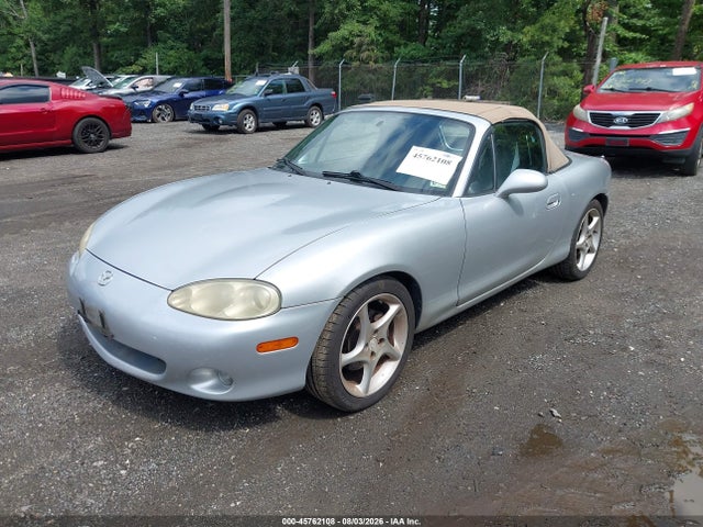 2001 Mazda MX-5 MIATA LS/SPECIAL EDITION photo 2