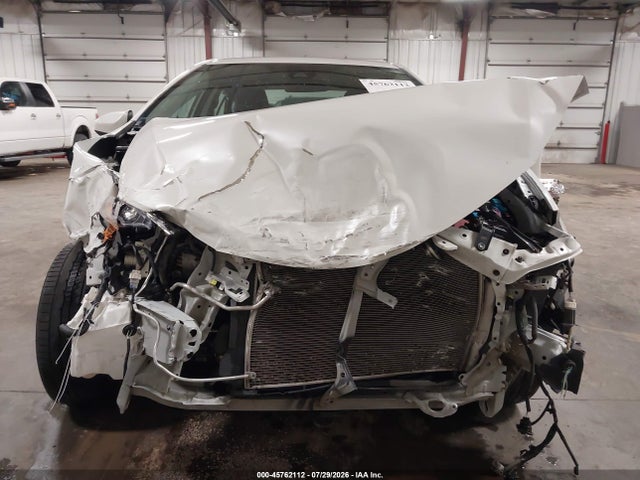 2017 TOYOTA COROLLA LE 6