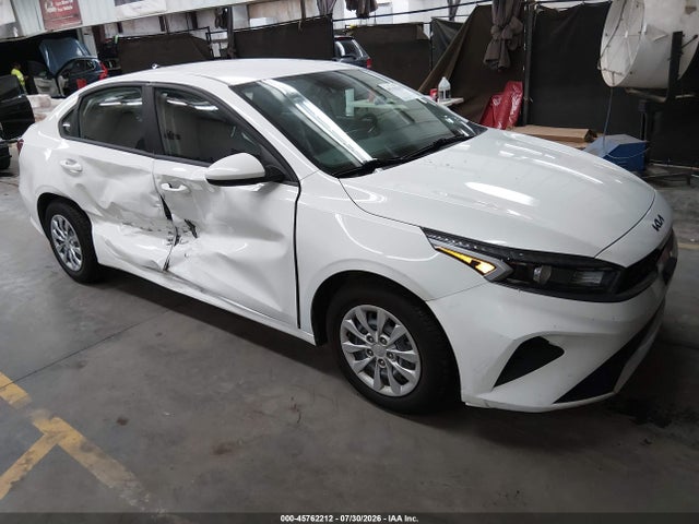 2024 KIA FORTE LX