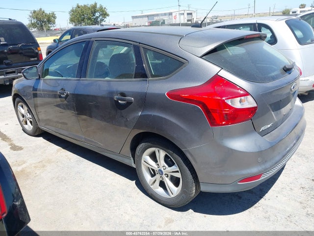 2013 FORD FOCUS SE 照片 3