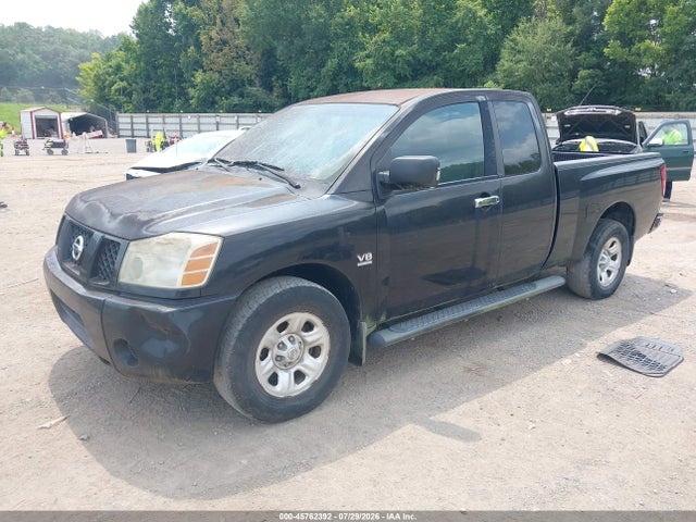 2004 Nissan TITAN XE 照片 2
