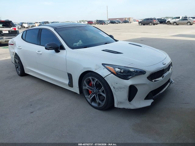 2019 KIA STINGER GT2