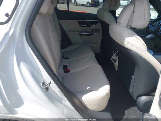 2023 MERCEDES-BENZ GLC 300 4MATIC SUV 8