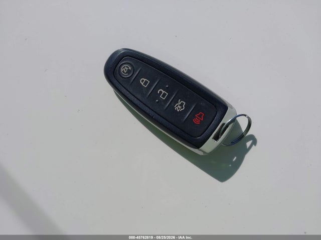 2019 FORD ESCAPE SE 11