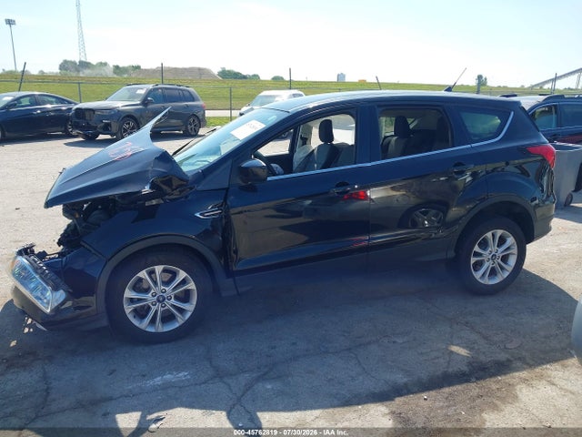 2019 FORD ESCAPE SE 14