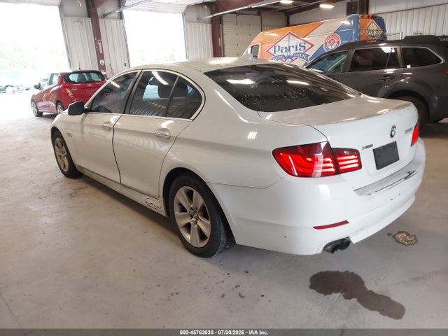 صورة 3 لـ 2013 BMW 528I XDRIVE