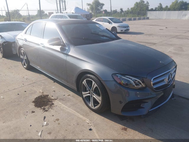 2019 MERCEDES-BENZ E 300 