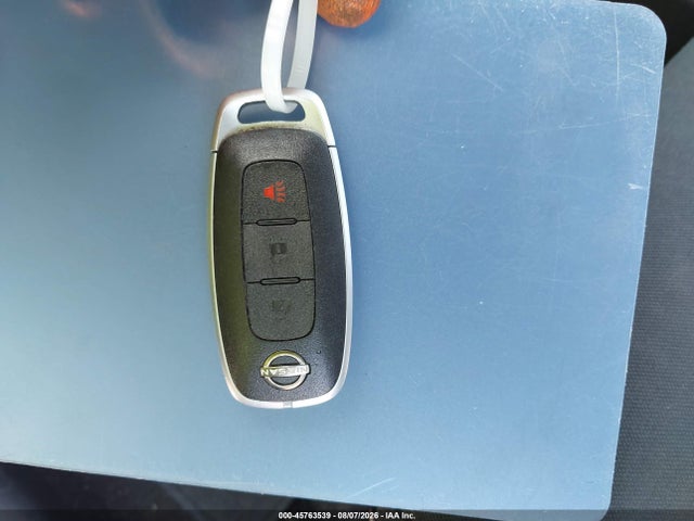 2025 NISSAN KICKS PLAY S 11