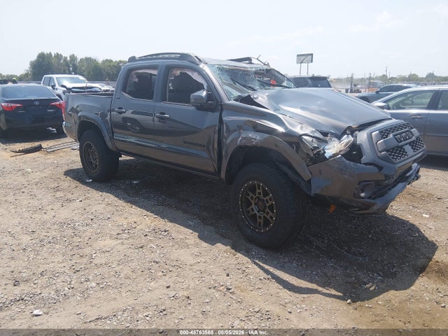2017 TOYOTA TACOMA SR5 V6