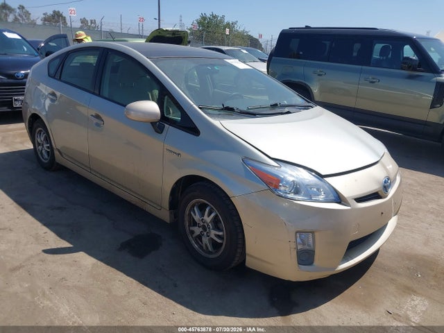 2011 TOYOTA PRIUS THREE
