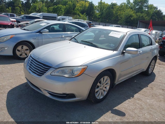 صورة 2 لـ 2012 Chrysler 200 TOURING