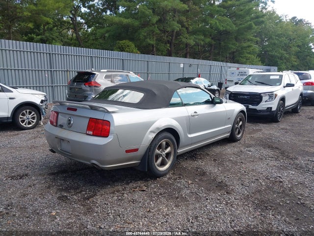 صورة 4 لـ 2005 FORD MUSTANG GT