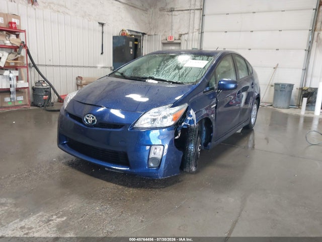 صورة مصغرة 2 لـ 2011 Toyota PRIUS THREE