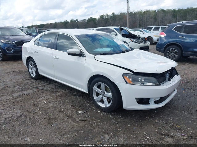 2015 VOLKSWAGEN PASSAT 1.8T SE