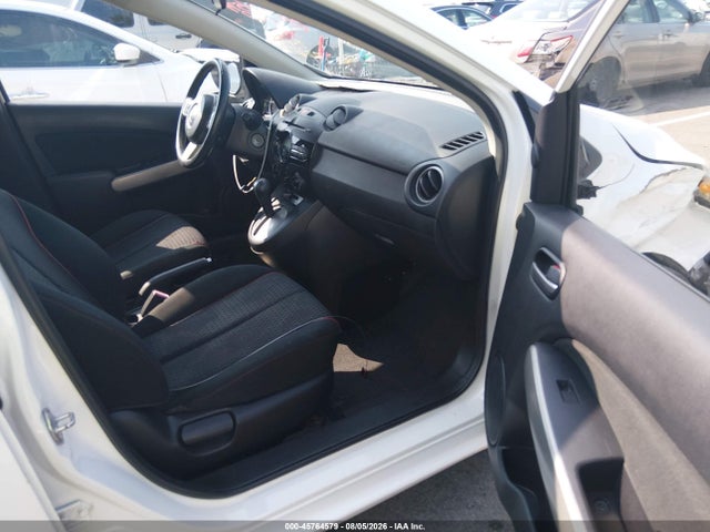صورة 5 لـ 2014 Mazda MAZDA2 TOURING