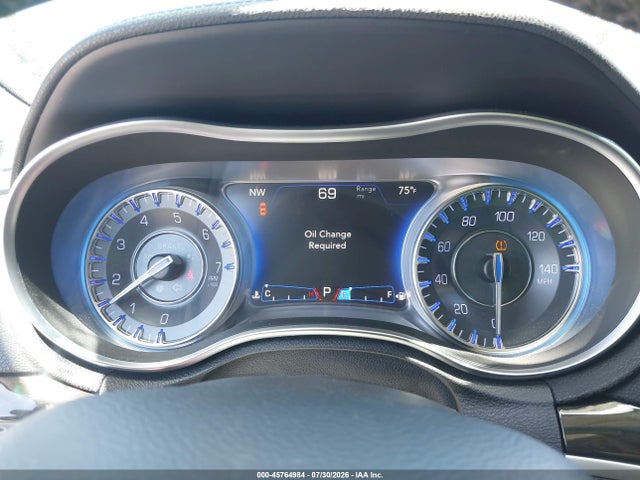 2015 Chrysler 300 LIMITED 缩略图 7