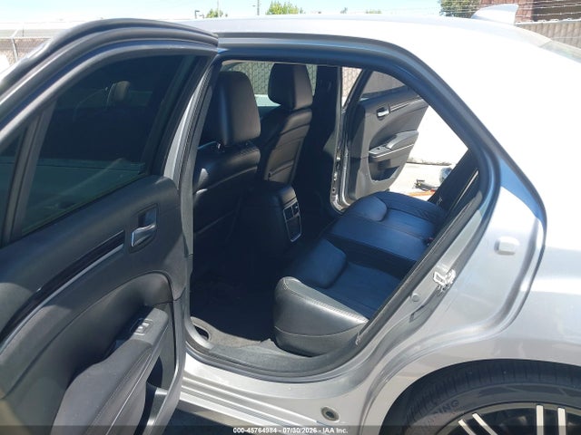 2015 Chrysler 300 LIMITED 缩略图 8