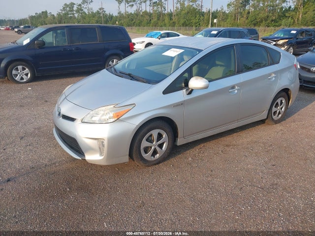 صورة 2 لـ 2012 Toyota PRIUS TWO