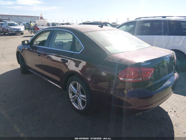 صورة 3 لـ 2014 Volkswagen PASSAT 2.0L TDI SE