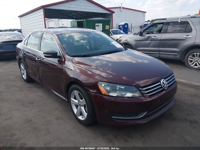 صورة 1 لـ 2012 Volkswagen PASSAT 2.5L SE