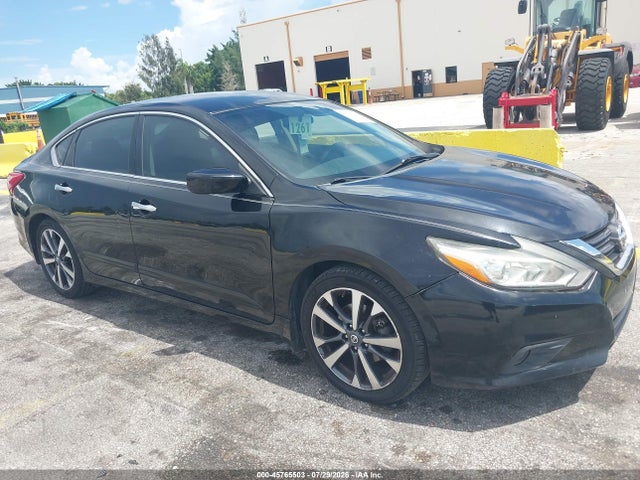 2016 Nissan ALTIMA 2.5 SR — миниатюра 12