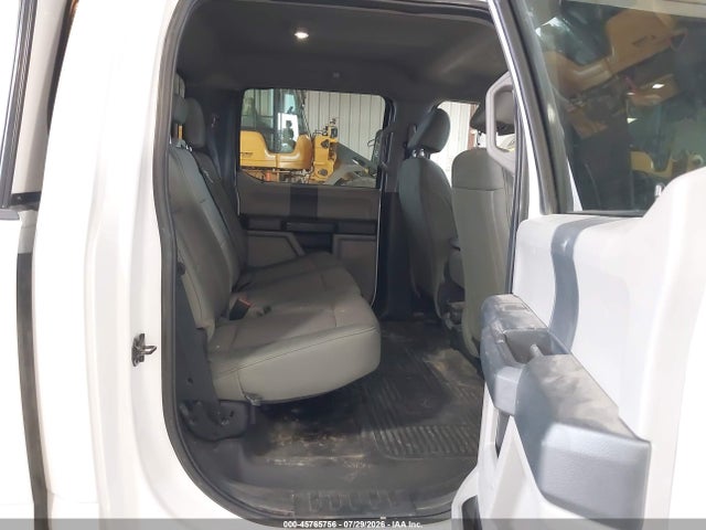2022 FORD F-350 XL 8