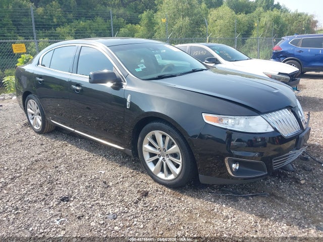 2011 LINCOLN MKS 