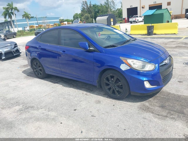 2012 Hyundai ACCENT GLS — миниатюра 12