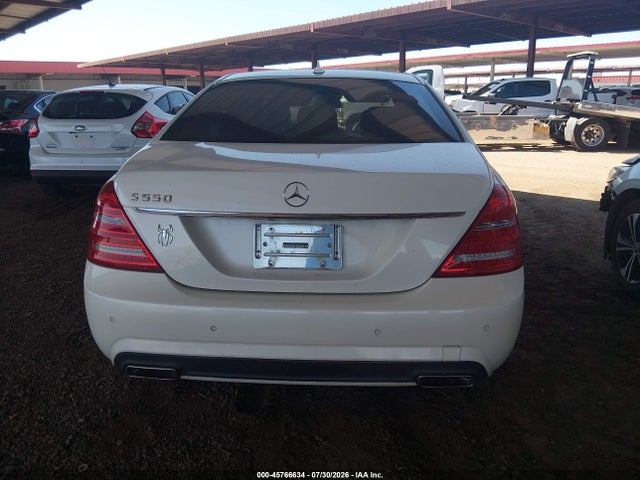صورة 16 لـ 2010 Mercedes-BENZ S 550
