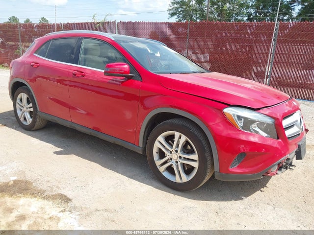 2015 MERCEDES-BENZ GLA 250 