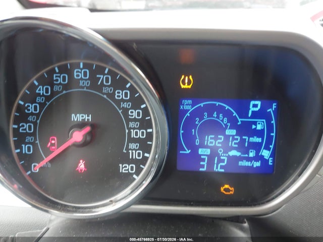 صورة 7 لـ 2014 Chevrolet SPARK 1LT AUTO