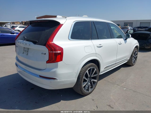 2023 VOLVO XC90 B6 PLUS 7-SEATER 4