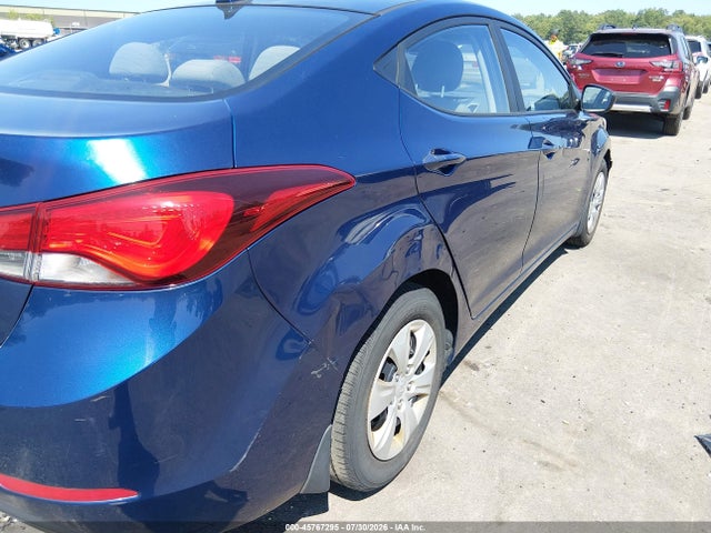 2016 Hyundai ELANTRA SE — фото 6