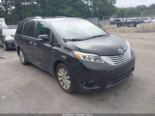 2017 TOYOTA SIENNA LIMITED PREMIUM 7 PASSENGER
